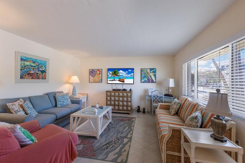 Picture of 3000 Gulf Drive Unit 6, Holmes Beach FL 34217