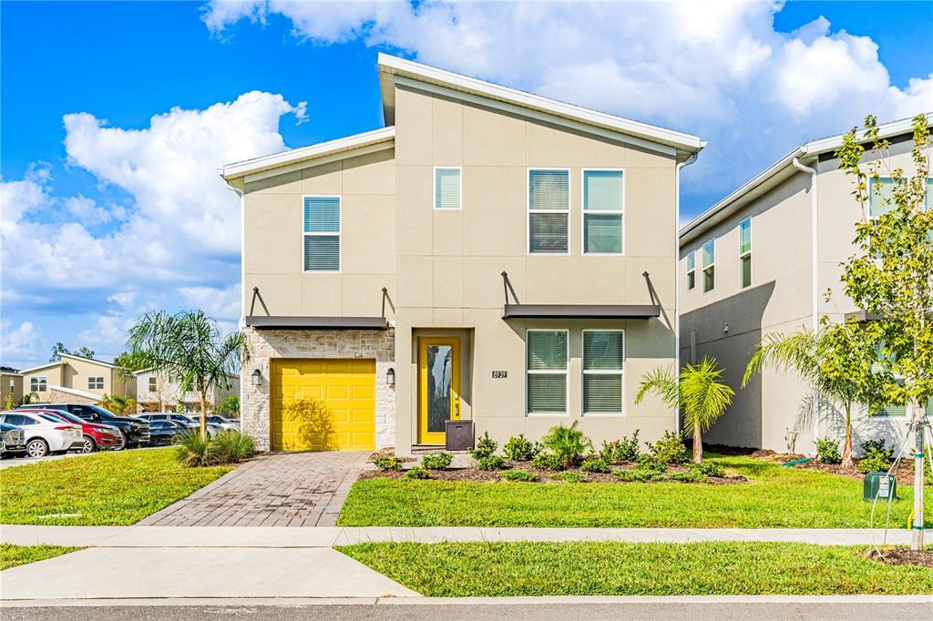 Picture of 8939 Takeaway Way, Davenport, FL 33896