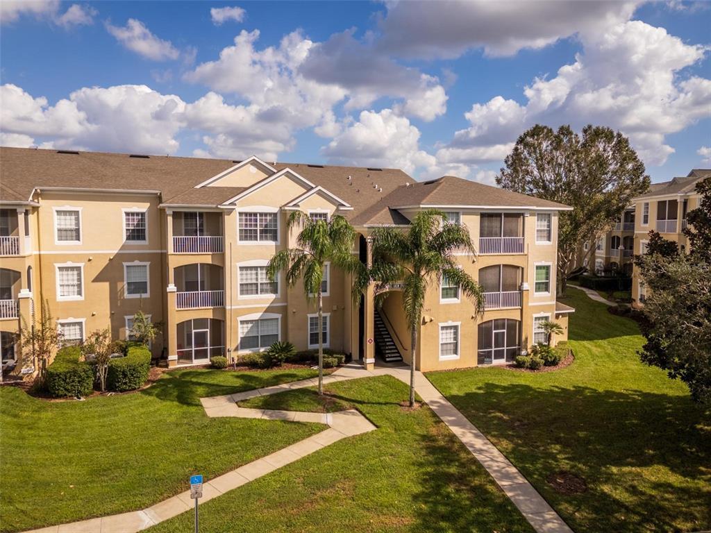 Picture of 2305 Silver Palm Drive Unit 304, Kissimmee, FL 34747