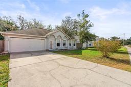 Picture of 2102 Deltona Boulevard, Spring Hill, FL 34606