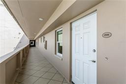 Picture of 5200 Brittany Drive S Unit 1708, St Petersburg, FL 33715