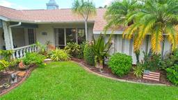 Picture of 915 S Doral Lane, Venice, FL 34293