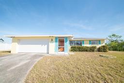 Picture of 42 Caroll Circle, Englewood, FL 34223