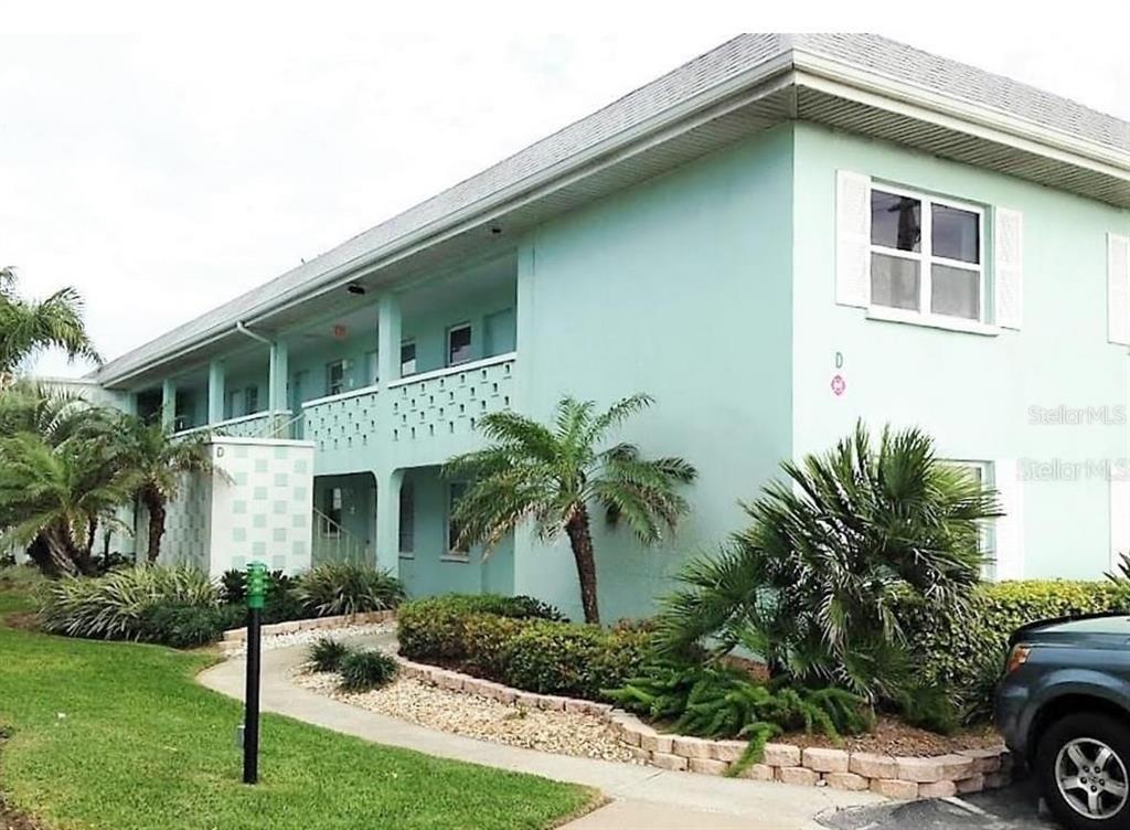 Picture of 611 Gulf Drive N Unit D24, Bradenton Beach, FL 34217