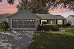 Picture of 520 Valencia Place, Lady Lake, FL 32159