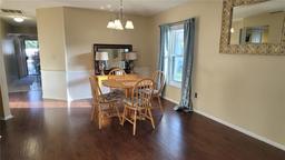 Picture of 4924 Live Oak Cir Unit 115, Bradenton, FL 34207