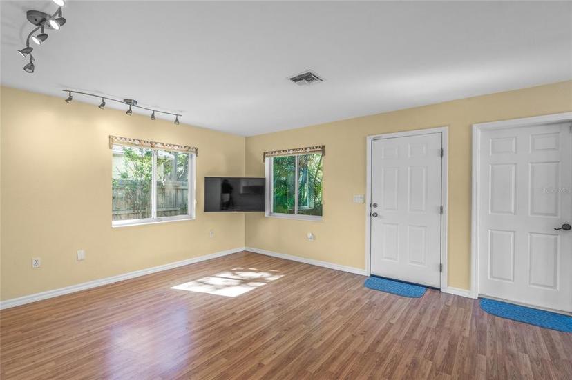 Picture of 214 Patterson Avenue, Osprey FL 34229