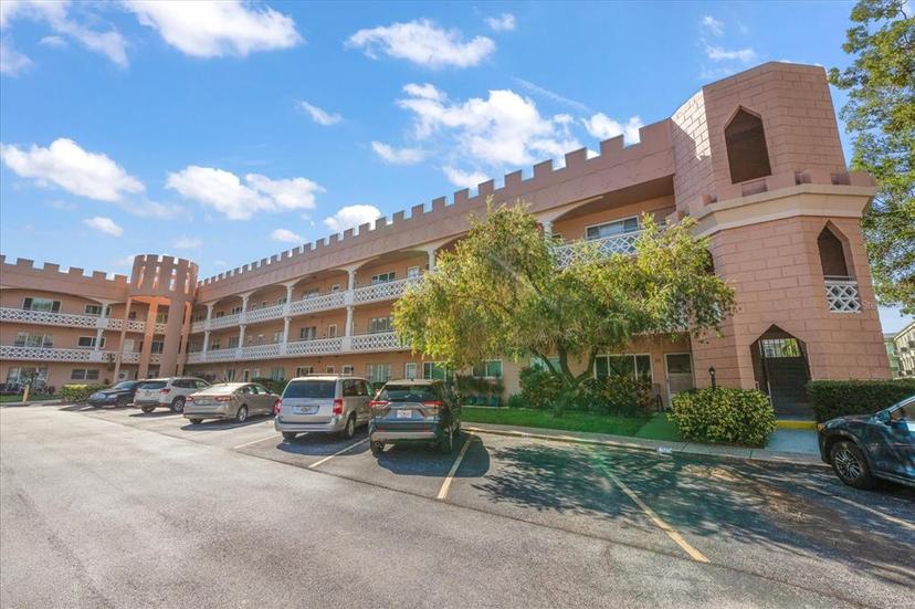 Picture of 2457 Ecuadorian Way Unit 29, Clearwater FL 33763