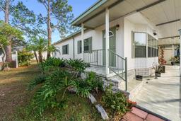 Picture of 8911 Sheldon West Drive, Tampa, FL 33626