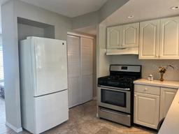 Picture of 7861 38Th Terrace N Unit 7861, St Petersburg, FL 33709