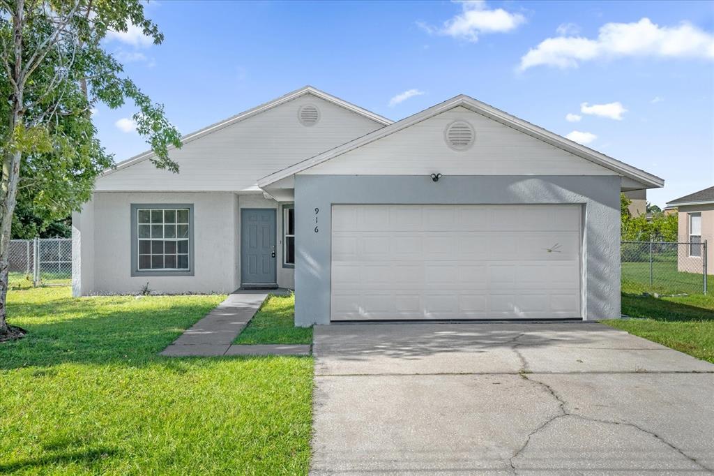 Picture of 916 Derbyshire Drive, Kissimmee, FL 34758