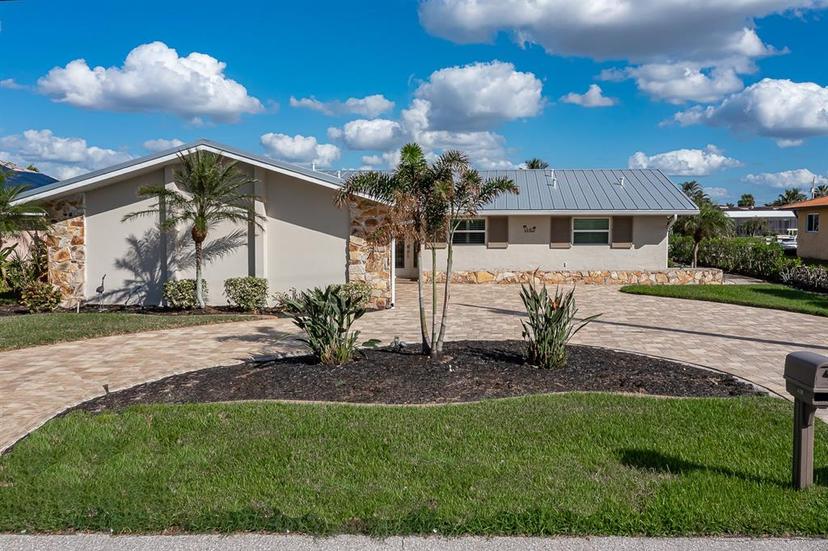 Picture of 440 Norma Court, Punta Gorda FL 33950