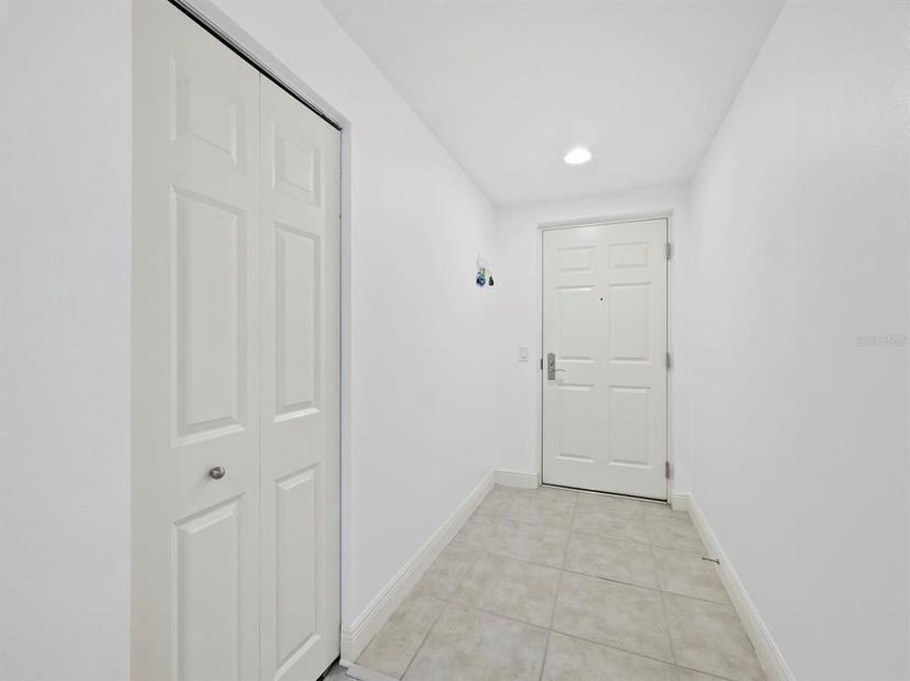 Picture of 800 N Tamiami Trail Unit 307, Sarasota FL 34236