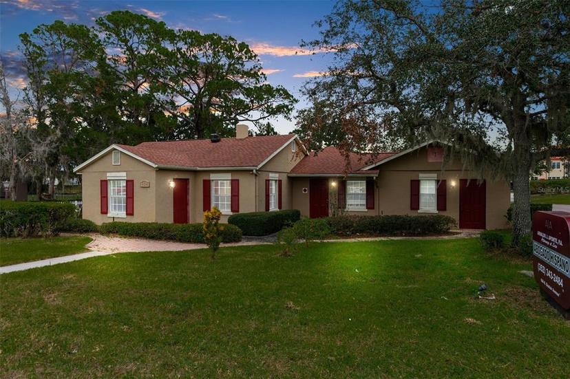 Picture of 604 N Sinclair Avenue, Tavares FL 32778