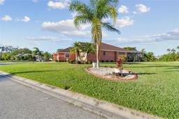 Picture of 5444 90Th Avenue Circle E, Parrish, FL 34219