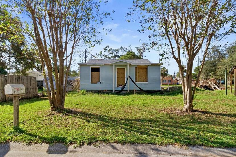 Picture of 4716 Iris Street N, St Petersburg FL 33714