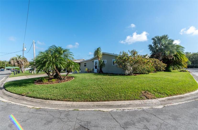 Picture of 26608 Bermuda Drive, Tavares FL 32778