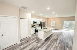 Picture of 2642 Magnolia Circle, Lake Wales, FL 33898