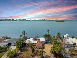 Picture of 1840 Venetian Point Drive, Clearwater, FL 33755