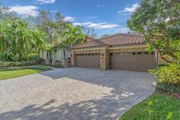 Picture of 4907 Londonderry Drive, Tampa, FL 33647