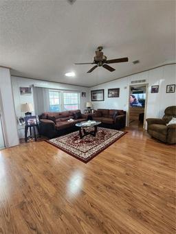 Picture of 312 Douglas Park Avenue, Davenport, FL 33897