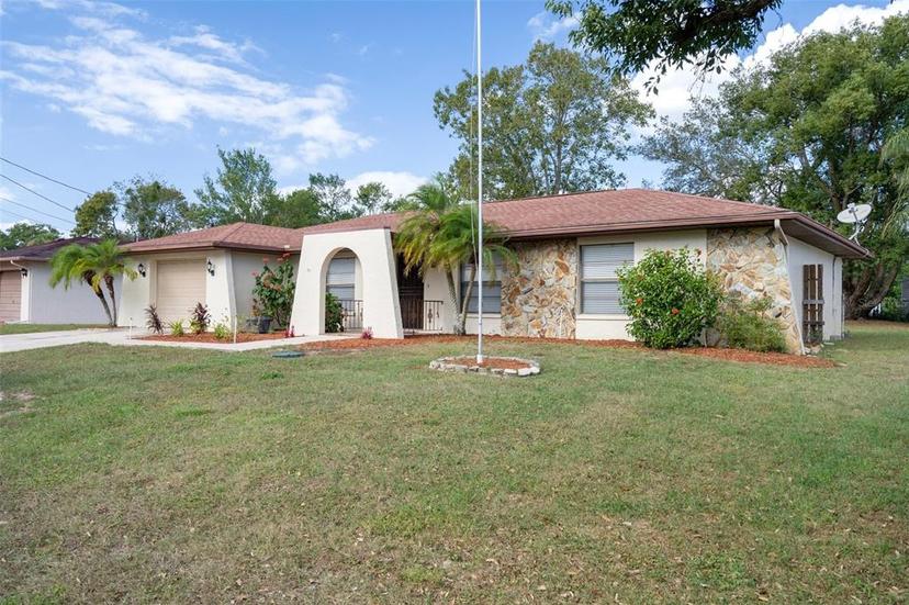 Picture of 10181 Gamewell Street, Spring Hill FL 34608