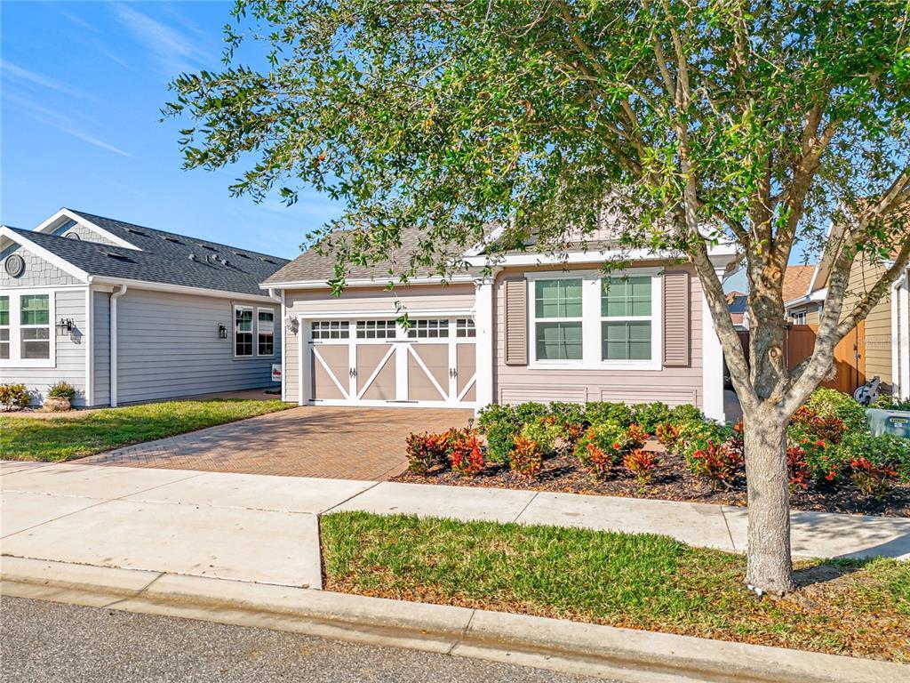 Picture of 349 Alcove Drive, Groveland, FL 34736