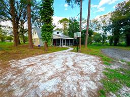 Picture of 2401 Teri Street, Auburndale, FL 33823