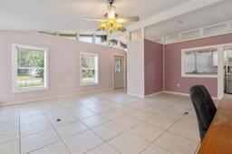 Picture of 831 NW 20Th Terrace, Gainesville, FL 32603