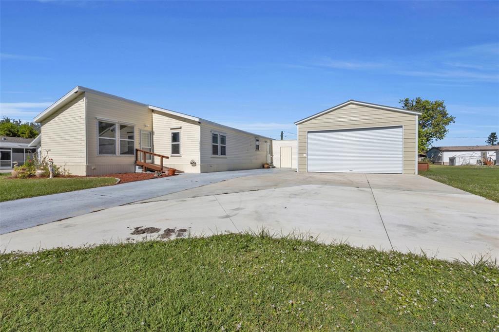 Picture of 27981 Roanoke Circle, Punta Gorda, FL 33950