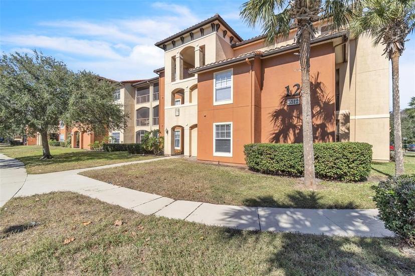 Picture of 5512 Metrowest Boulevard Unit 110, Orlando FL 32811