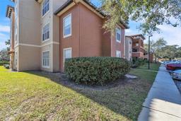 Picture of 5512 Metrowest Boulevard Unit 110, Orlando, FL 32811