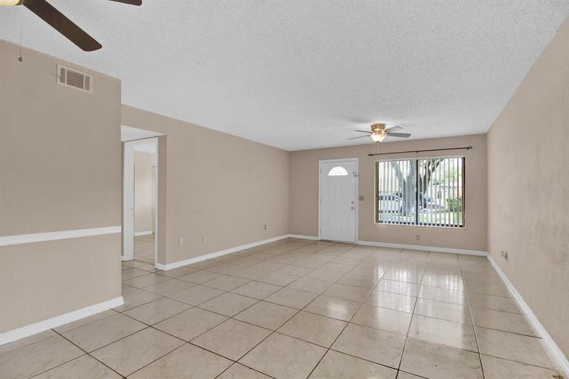 Picture of 725 Northlake Boulevard Unit 45, Altamonte Springs FL 32701