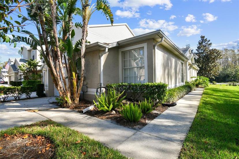 Picture of 1687 Starling Drive, Tarpon Springs FL 34689