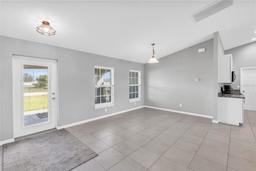 Picture of 618 NE 2Nd Place, Cape Coral, FL 33909