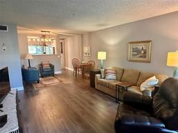 Picture of 2257 World Parkway Boulevard W Unit 39, Clearwater, FL 33763