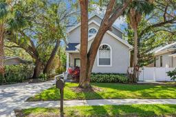 Picture of 4628 W Longfellow Avenue Unit 1/2, Tampa, FL 33629