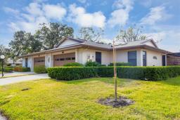 Picture of 4581 Atwood Cay Circle Unit 41, Sarasota, FL 34233