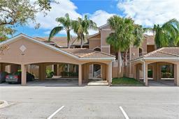 Picture of 819 Fairwaycove Lane Unit 103, Bradenton, FL 34212