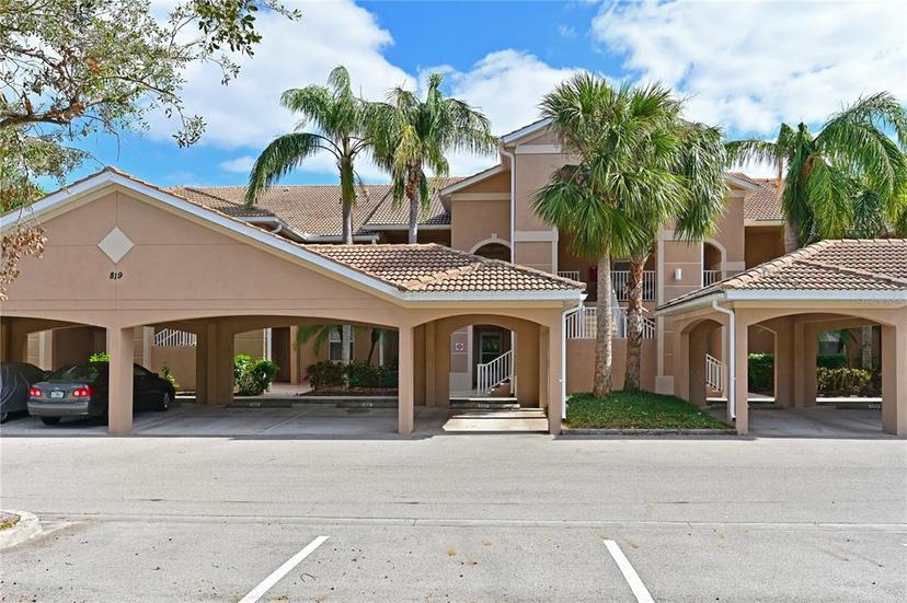 Picture of 819 Fairwaycove Lane Unit 103, Bradenton FL 34212