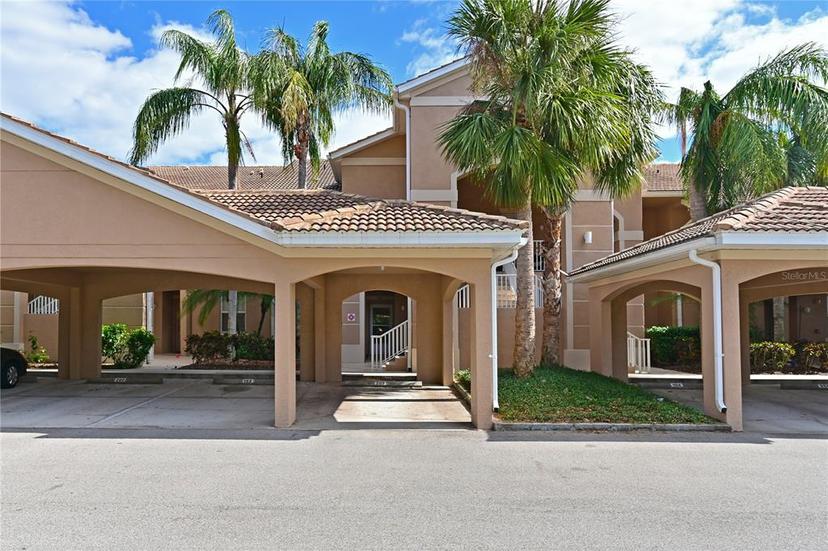 Picture of 819 Fairwaycove Lane Unit 103, Bradenton FL 34212