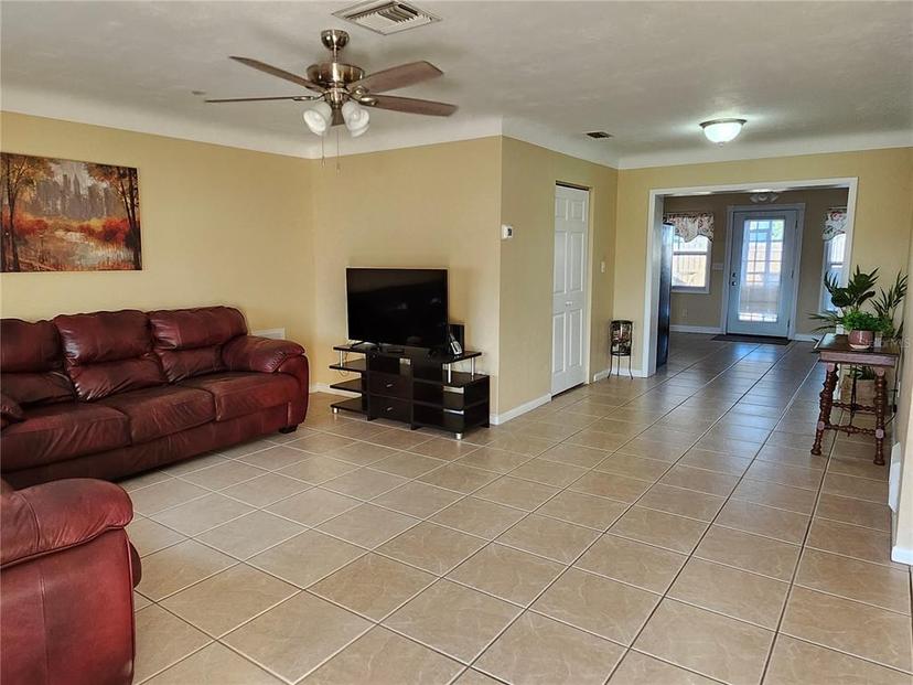 Picture of 10863 112Th Place, Largo FL 33778