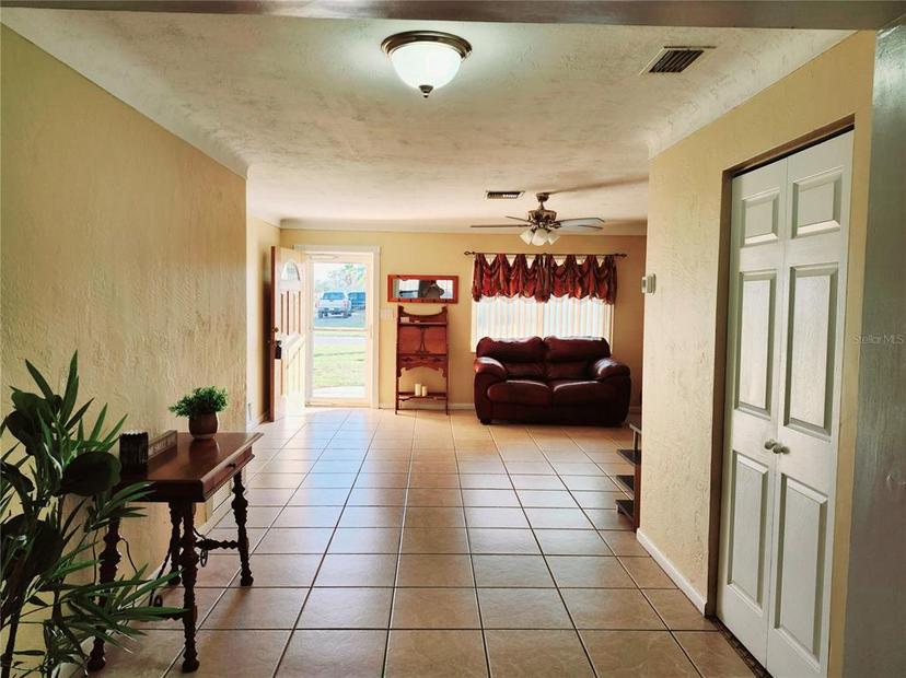 Picture of 10863 112Th Place, Largo FL 33778