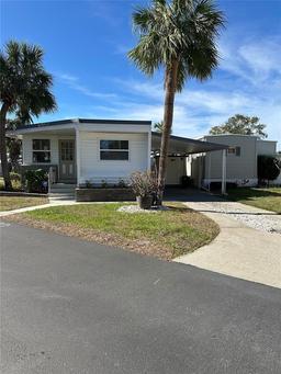 Picture of 4851 W Gandy Boulevard Unit B1L30, Tampa, FL 33611