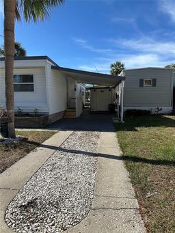 Picture of 4851 W Gandy Boulevard Unit B1L30, Tampa, FL 33611