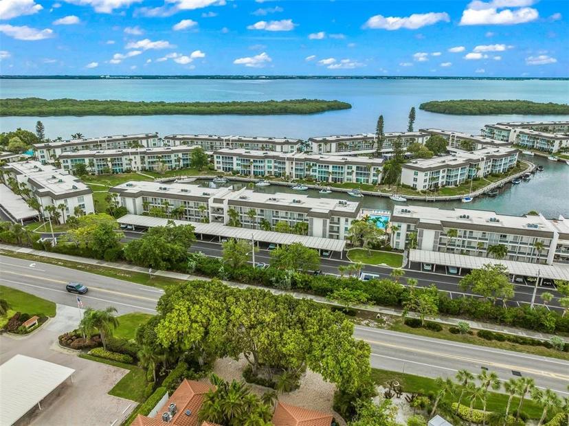 Picture of 4360 Chatham Drive Unit 108, Longboat Key FL 34228