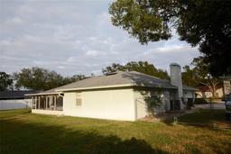 Picture of 2556 Roslyn Lane, Lakeland, FL 33812