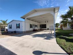 Picture of 265 Fairway Boulevard, Frostproof, FL 33843