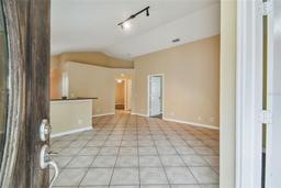 Picture of 816 Cape Cod Circle, Valrico, FL 33594