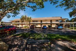 Picture of 12300 Vonn Road Unit 9205, Largo, FL 33774